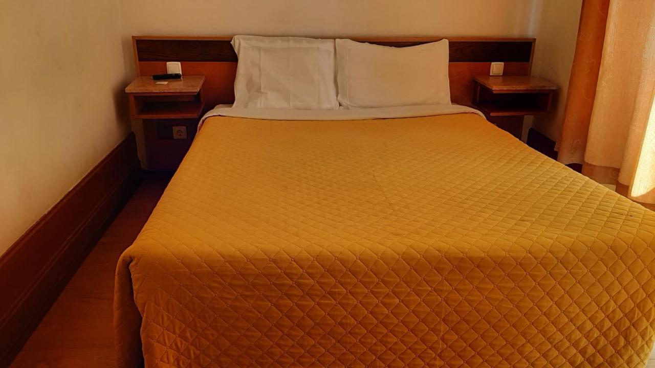 Residencial Aviz Hotel โกอิมบรา ภายนอก รูปภาพ